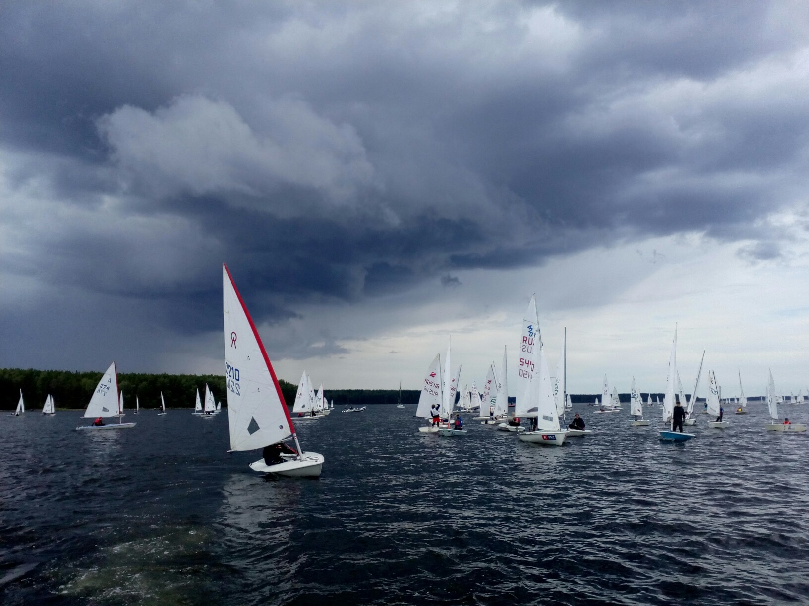 Командный кубок у нашей школы!