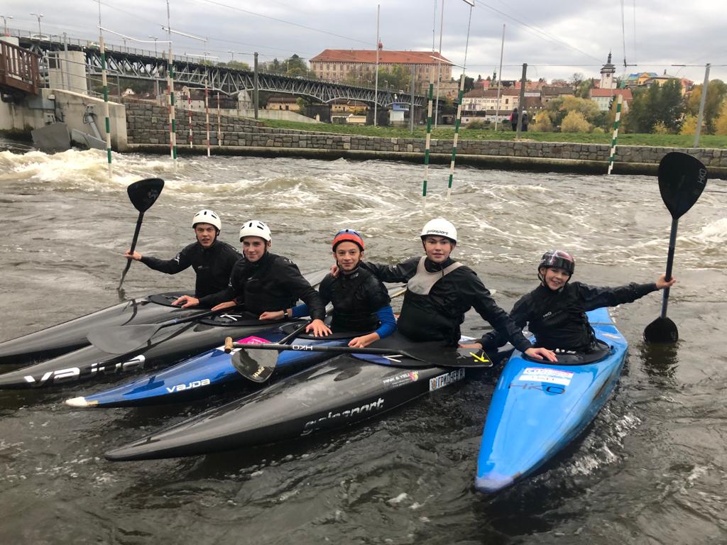 Пражские замки и интересная вода