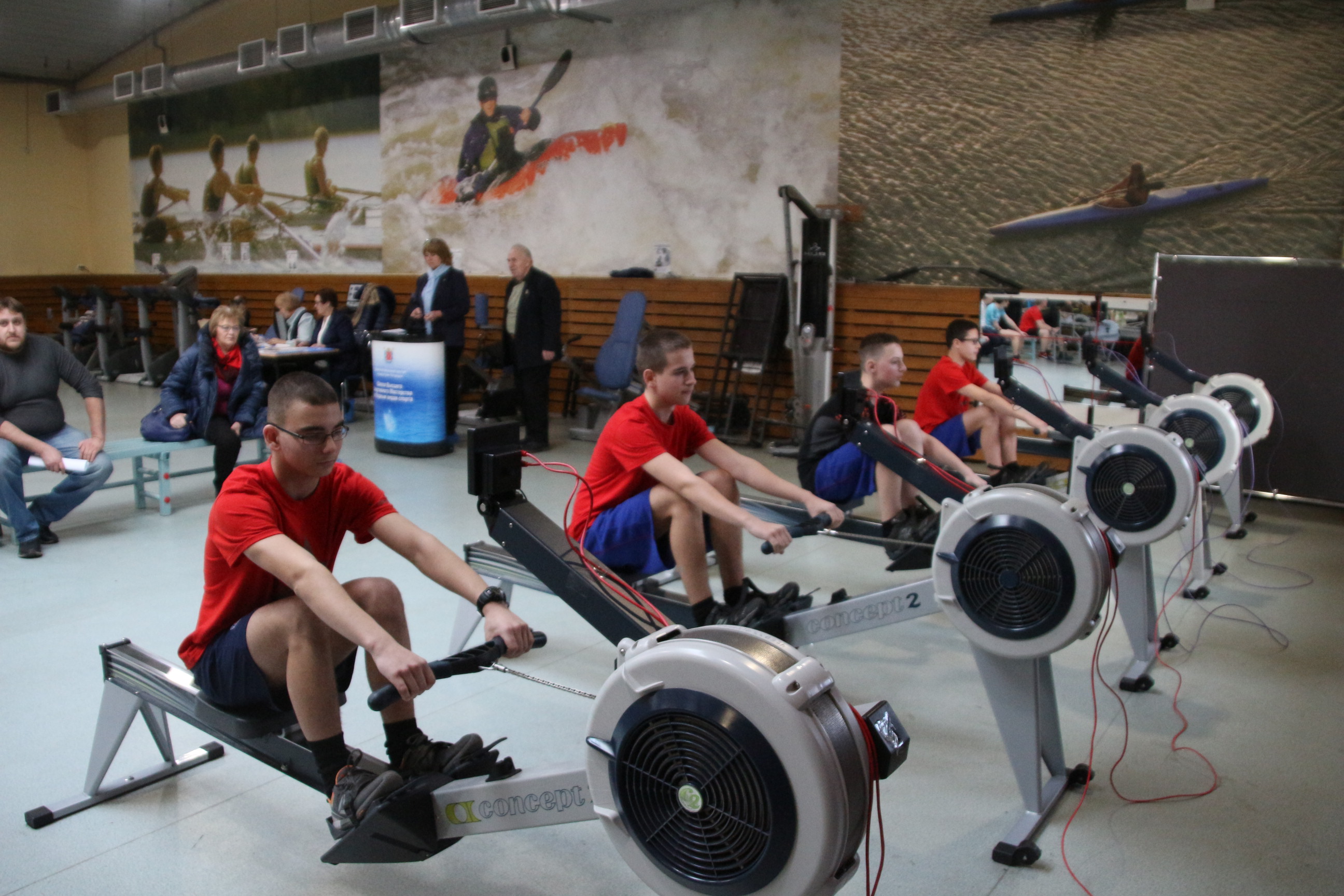 Стартовало первенство Санкт-Петербурга по гребле-индор