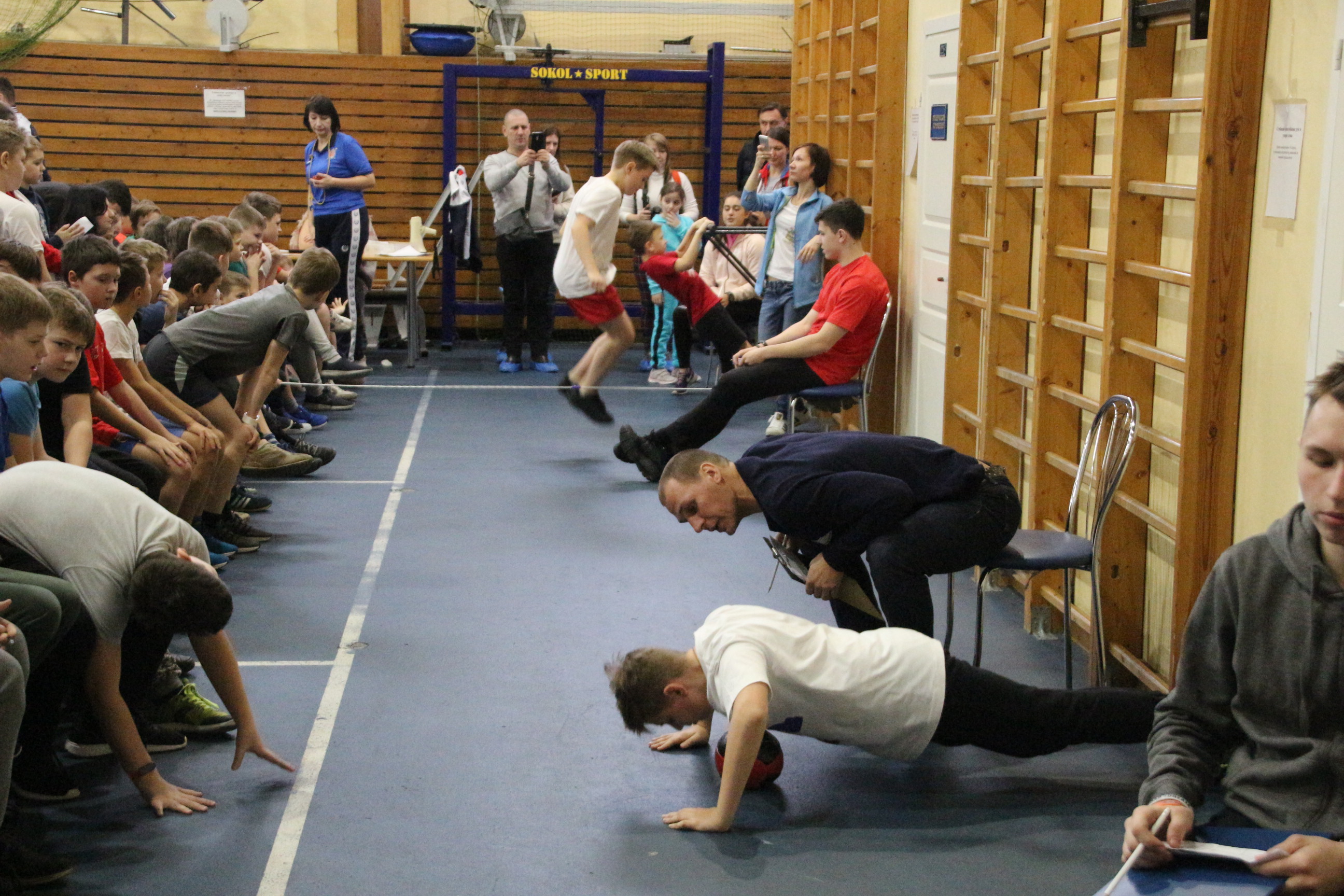 Померились силой и ловкостью