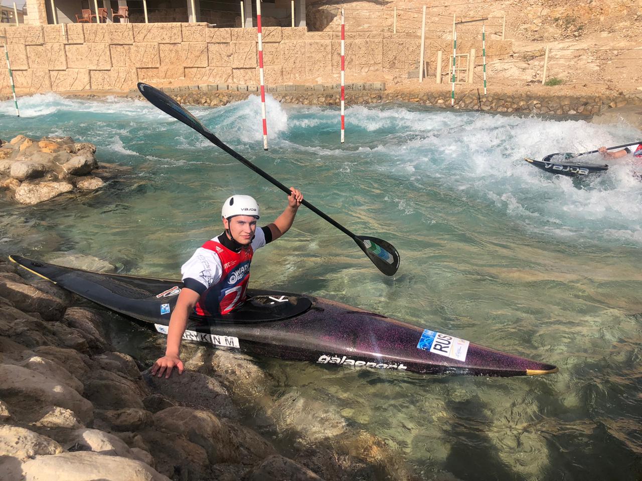 Слаломисты в серьезной компании