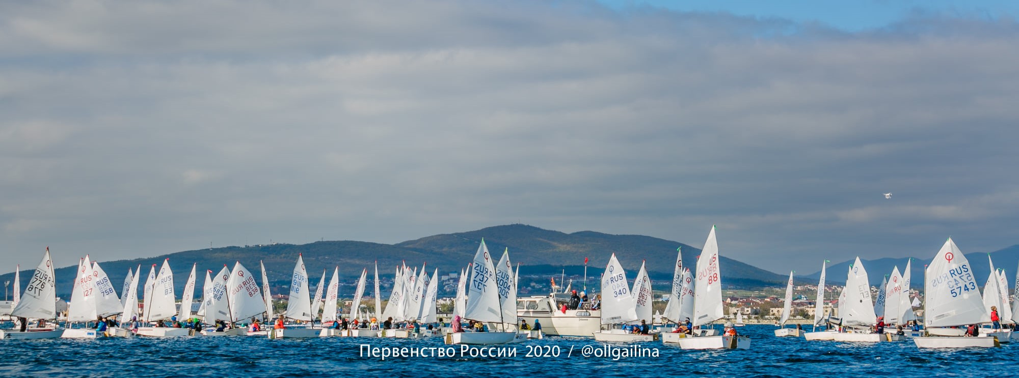 Соревнования с участием плавкрана