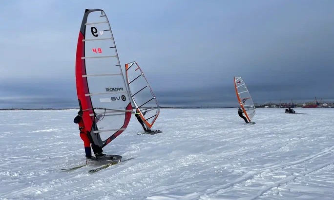 В Архангельске завершился чемпионат и первенство области по парусному спорту.