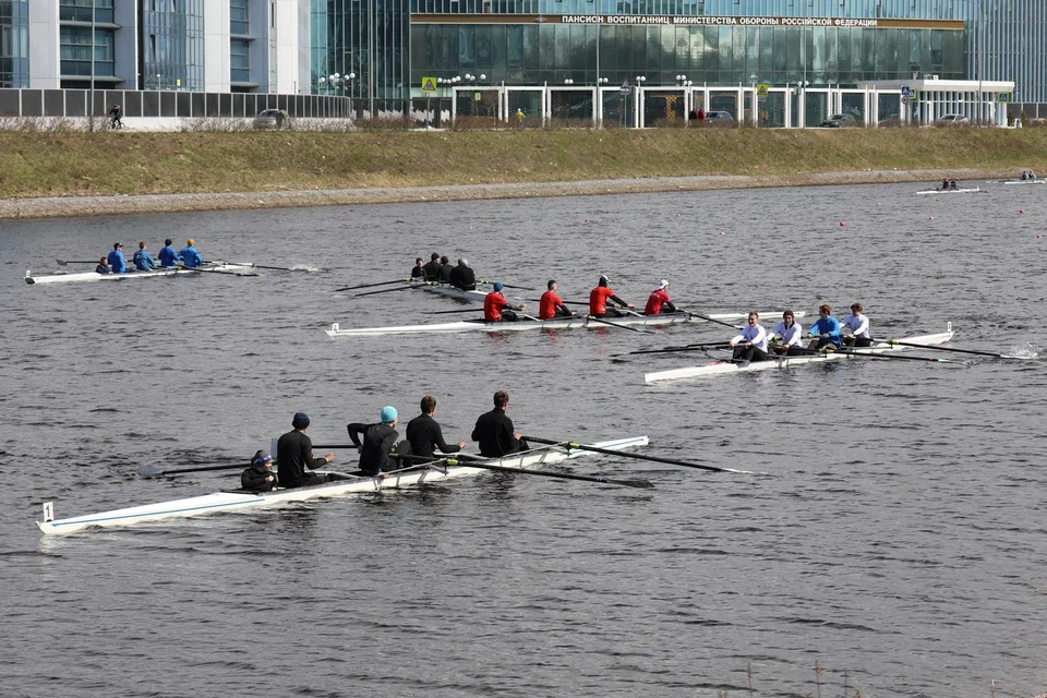 Открыли сезон на гребном канале