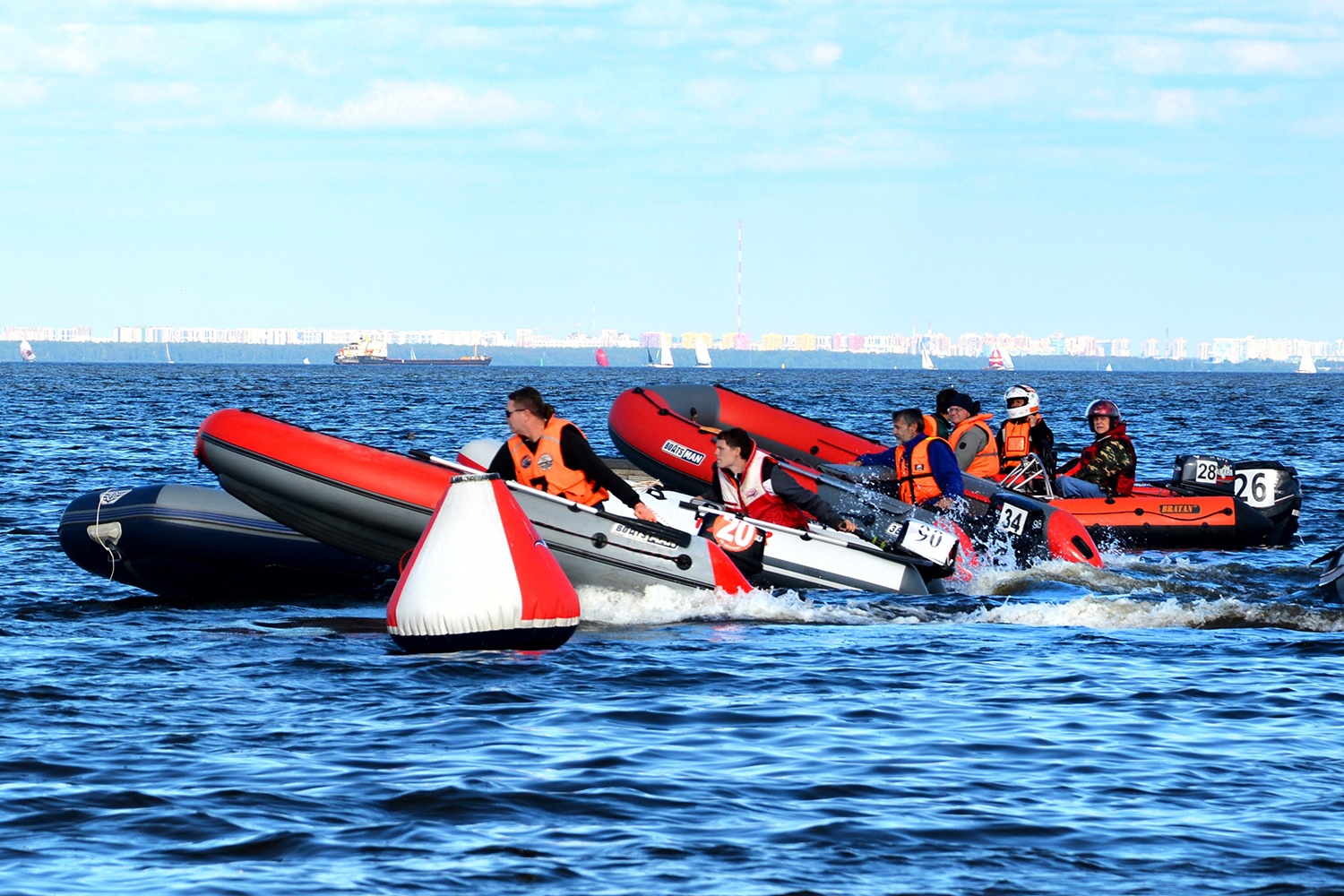 14 сентября - соревнования по водно-моторному спорту