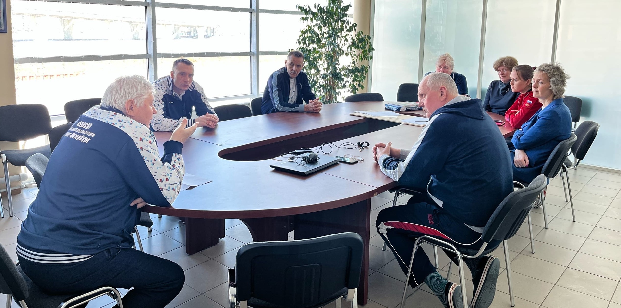 Сегодня в ШВСМ по ВВС им. Ю.С. Тюкалова был проведен семинар по теме «Технические аспекты в гребном спорте»