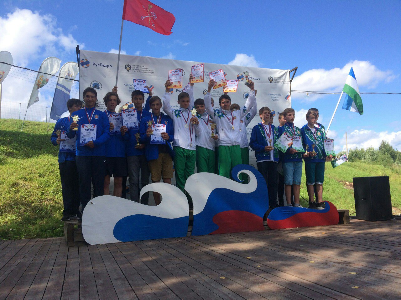 Сильны командным духом