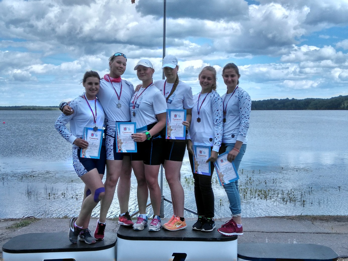 Хепоярви встретило волной и ветром