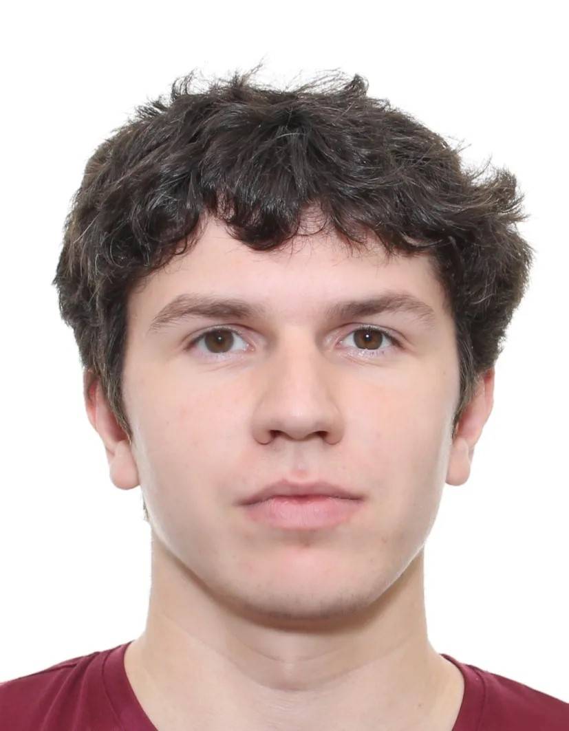 Имя спортсмена